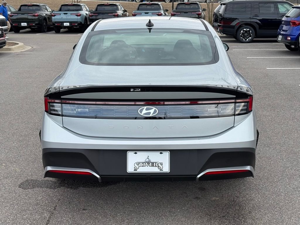 Used 2026 Silver Hyundai SE image 10