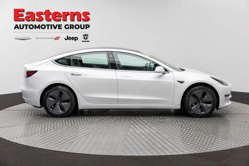 Used 2020 White Tesla Standard image 4