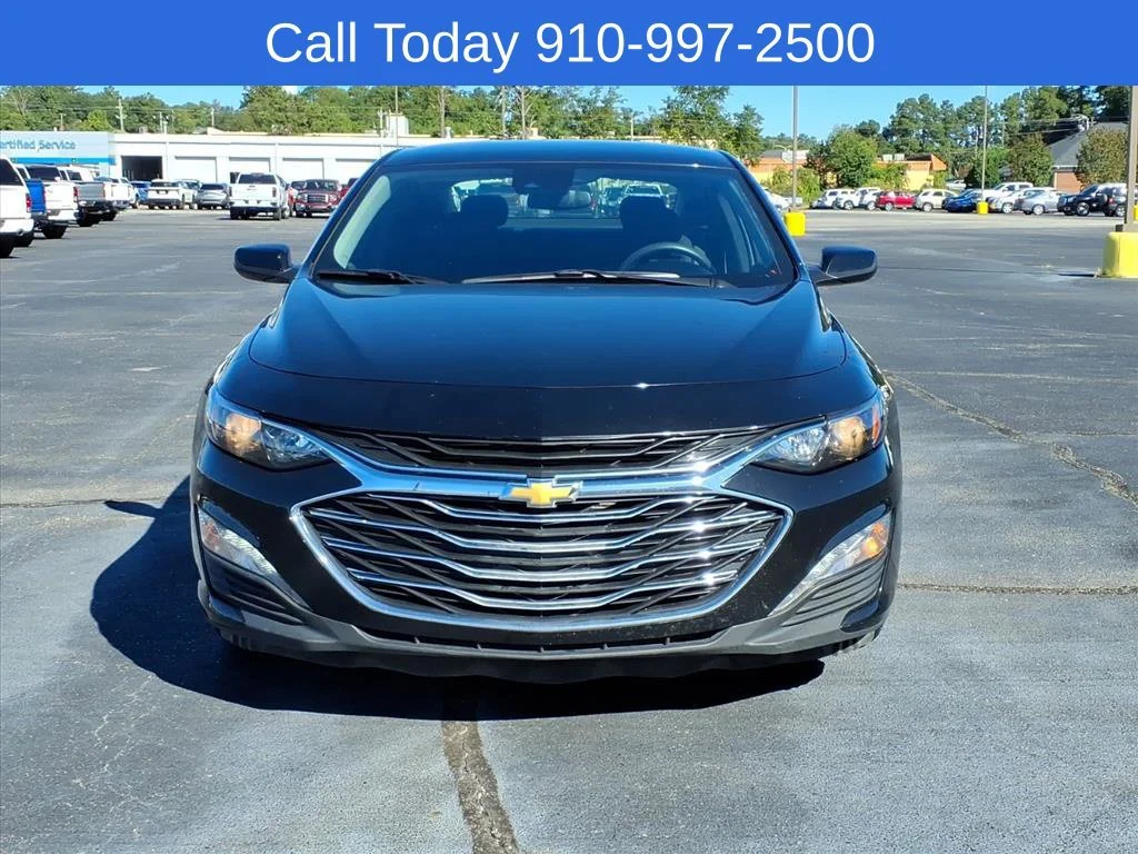 Used 2025 Mosaic Black Metallic Chevrolet 1LT image 8