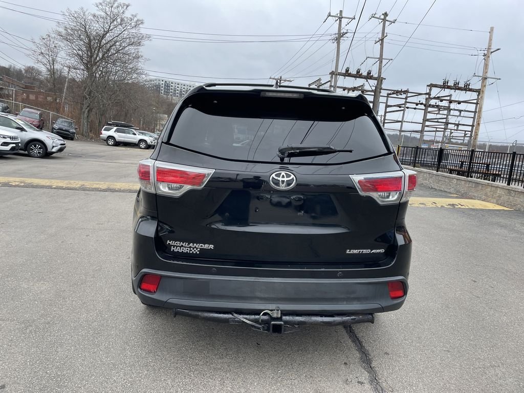 Used 2014 Black Toyota Limited image 4