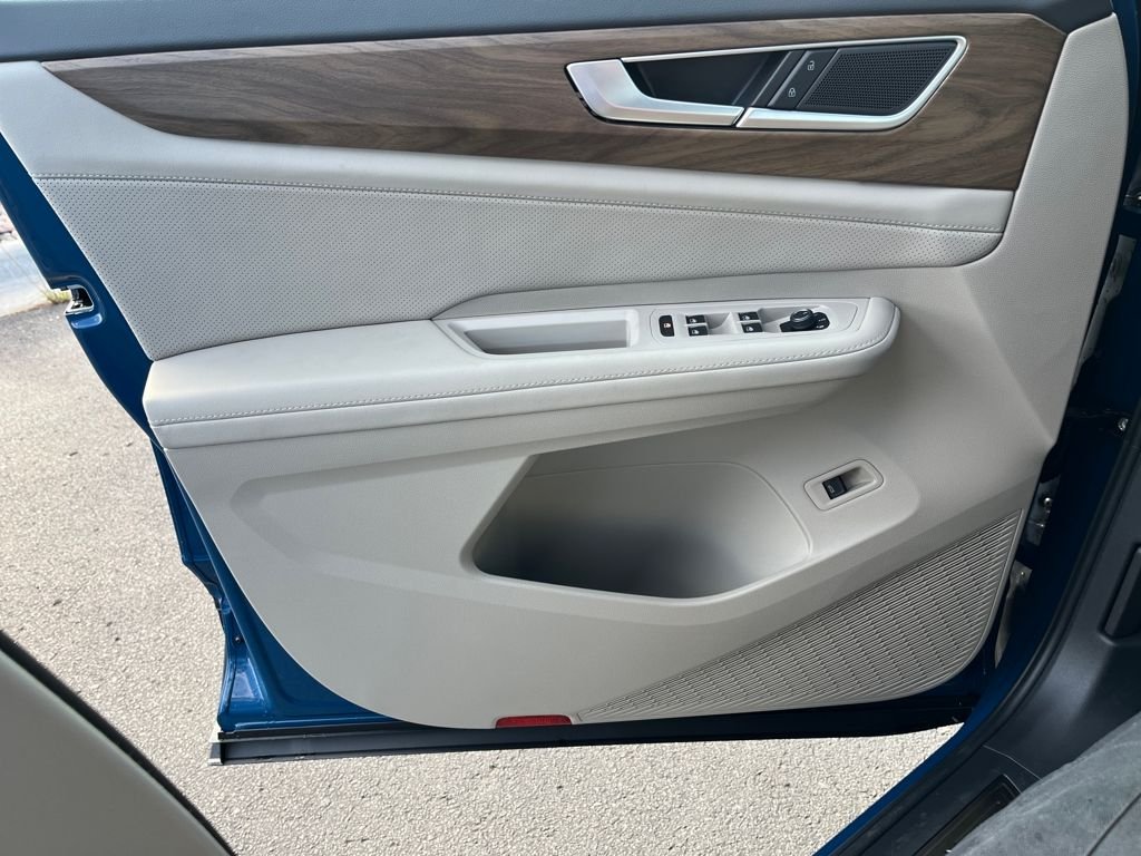 2026 Volkswagen Atlas SE w/Tech - Photo 19