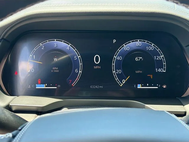 Used 2022 Gray Jeep Overland image 13