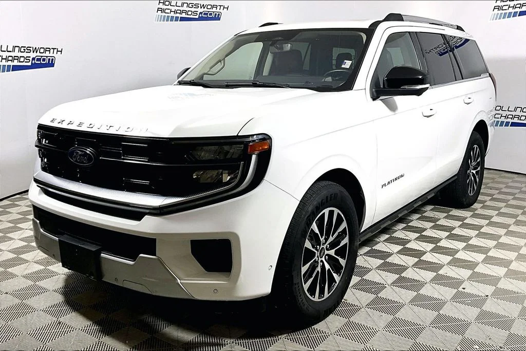 2025 Ford Expedition Platinum 4x4's photo