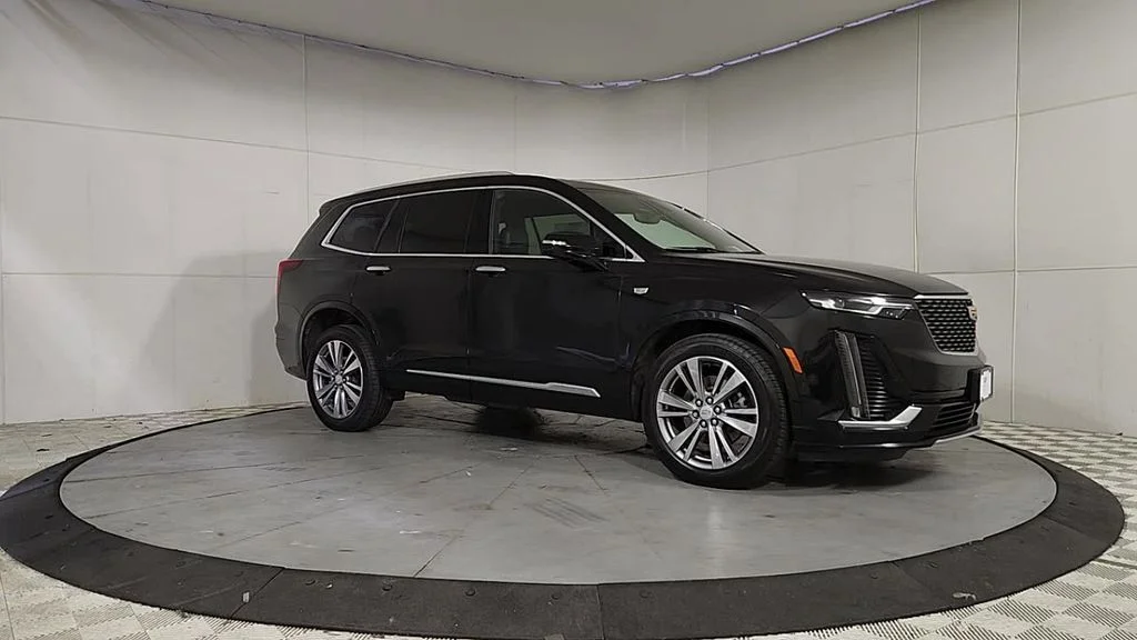 Used 2024 Black Cadillac Premium Luxury image 8