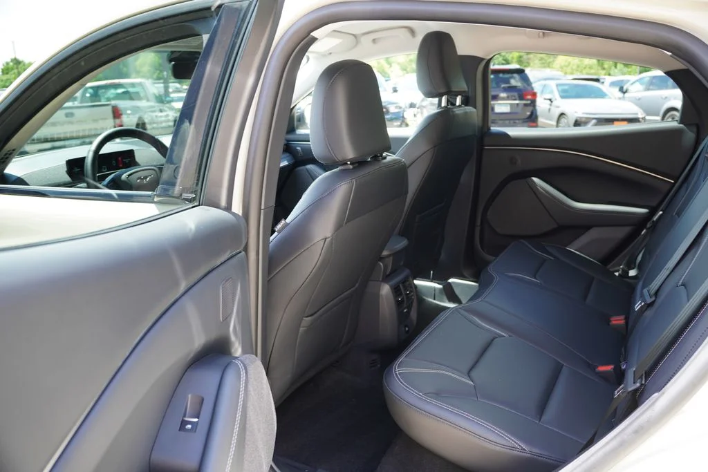 Used 2025 Desert Sand Ford Premium image 17