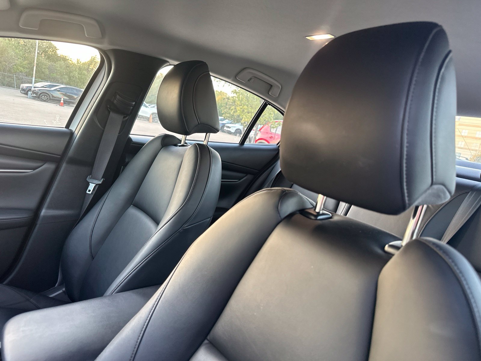 Certified Used 2020 Snowflake White Pearl Mazda Select image 9