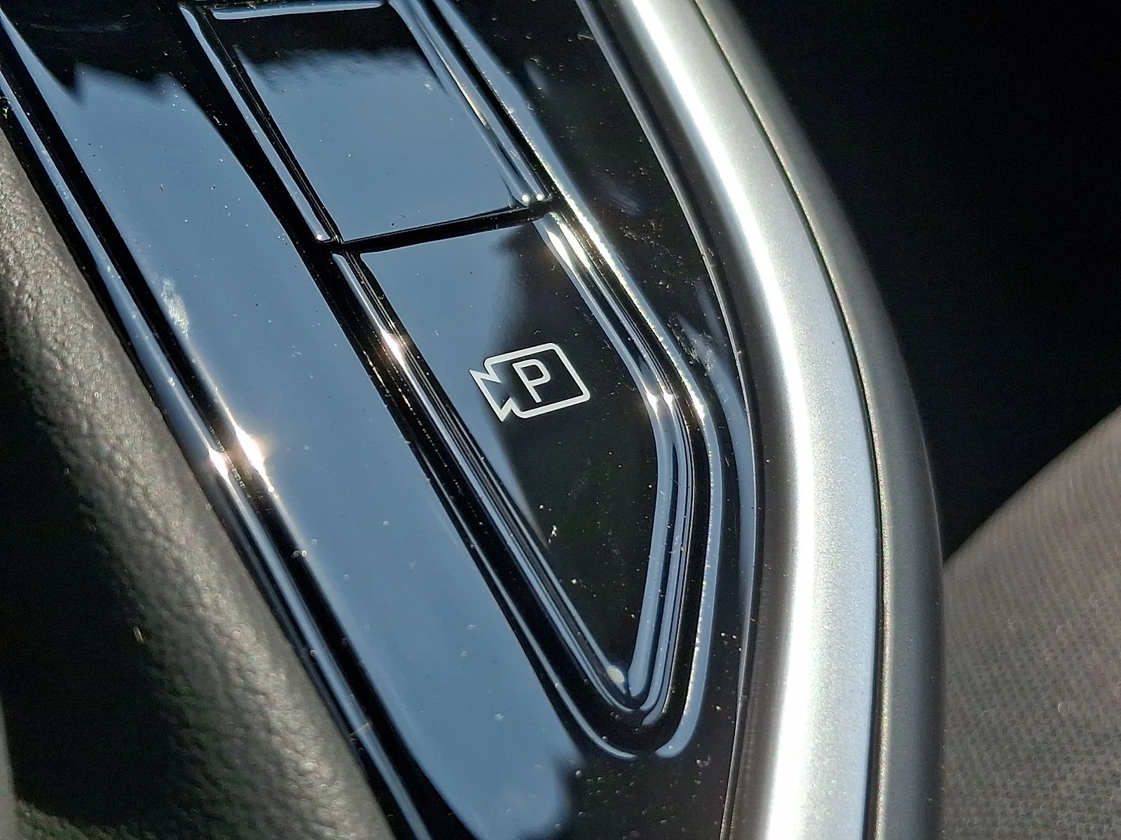 New 2026 White Kia LX image 18