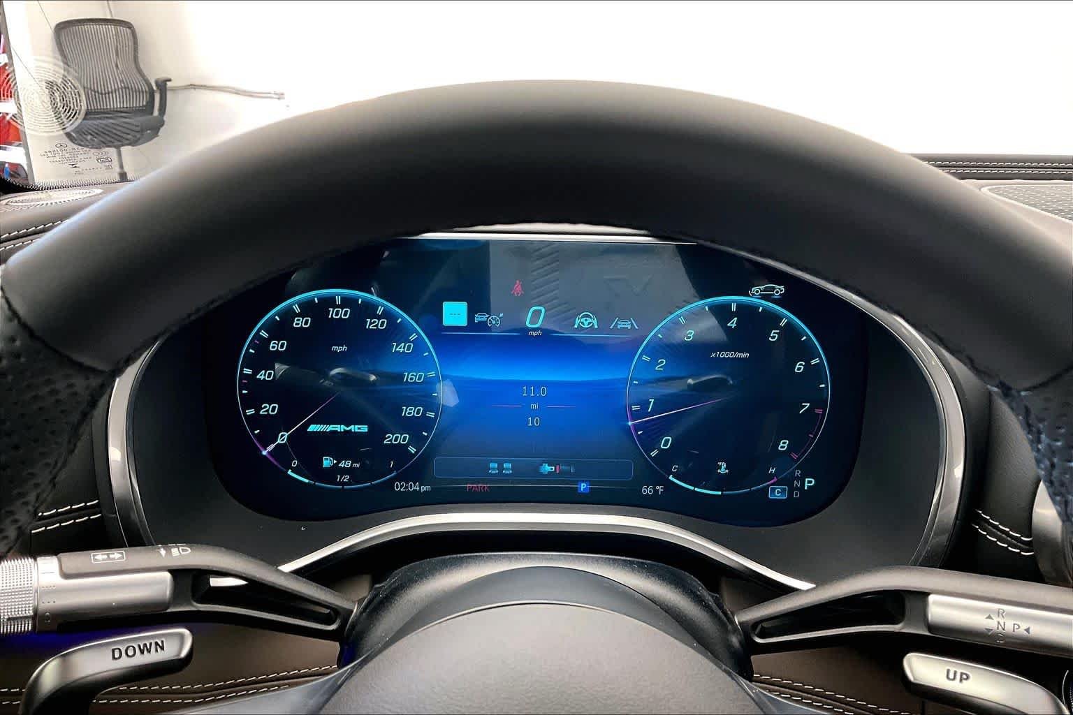 New 2026 MANUFAKTUR Moonlight White Metallic Mercedes-Benz AMG® GT 55 Coupe image 17