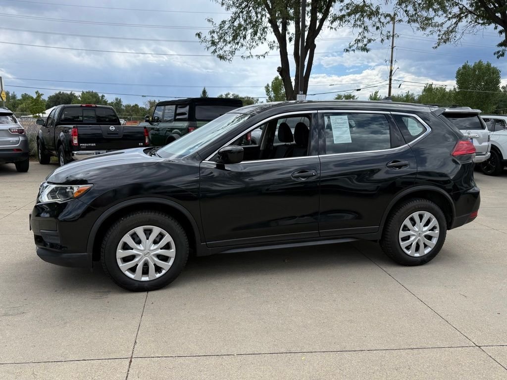 Used 2017 Magnetic Black Nissan S image 7