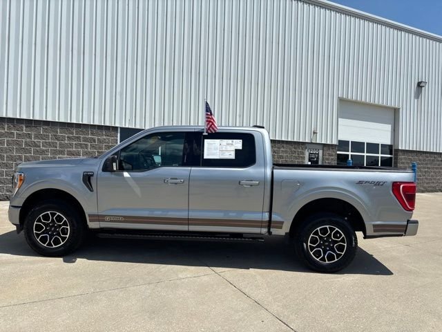 Used 2023 Silver Ford XLT image 11
