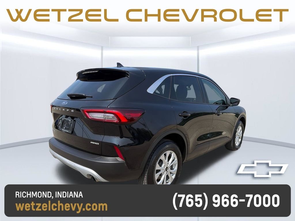 Used 2023 Black Ford Active image 8