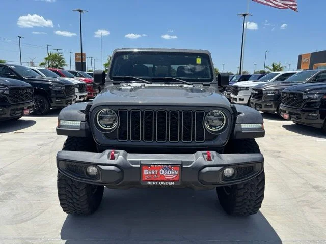 Used 2021 Gray Jeep Rubicon image 2