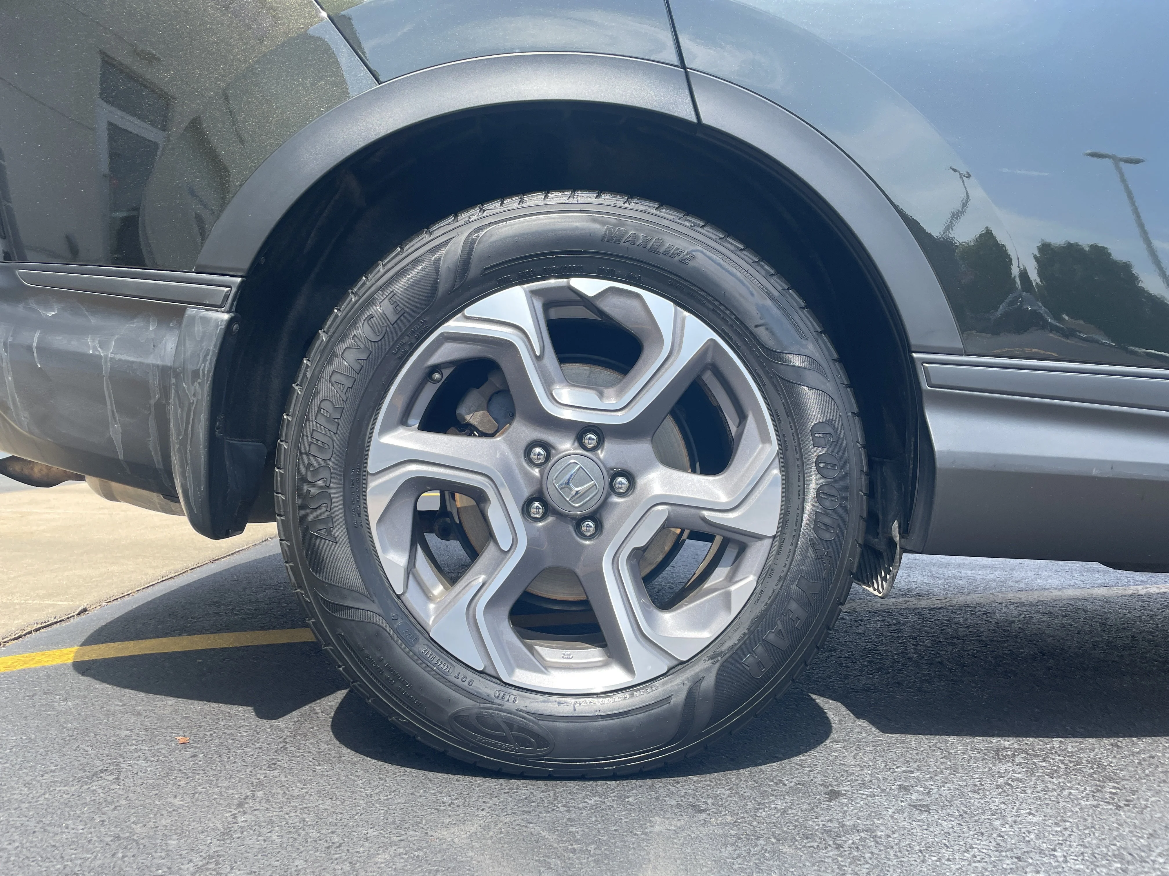 Certified Used 2018 Olive Honda EX image 9