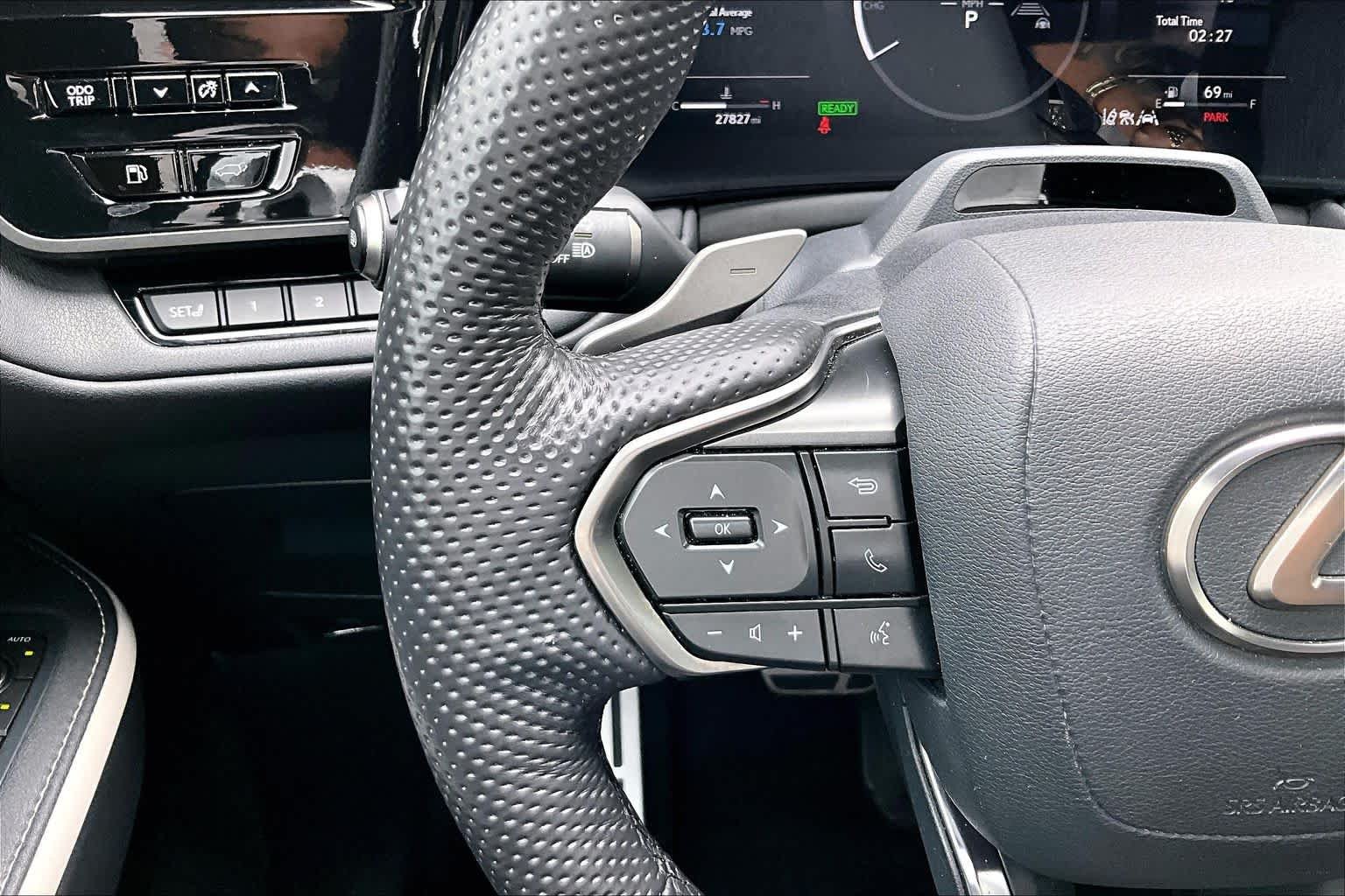 Used 2025 Incognito Lexus F SPORT Premium image 22