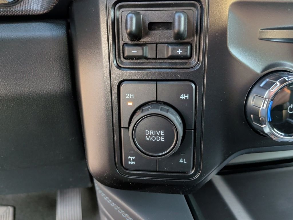New 2026 Carbonized Gray Metallic Ford F-250® Platinum® image 30