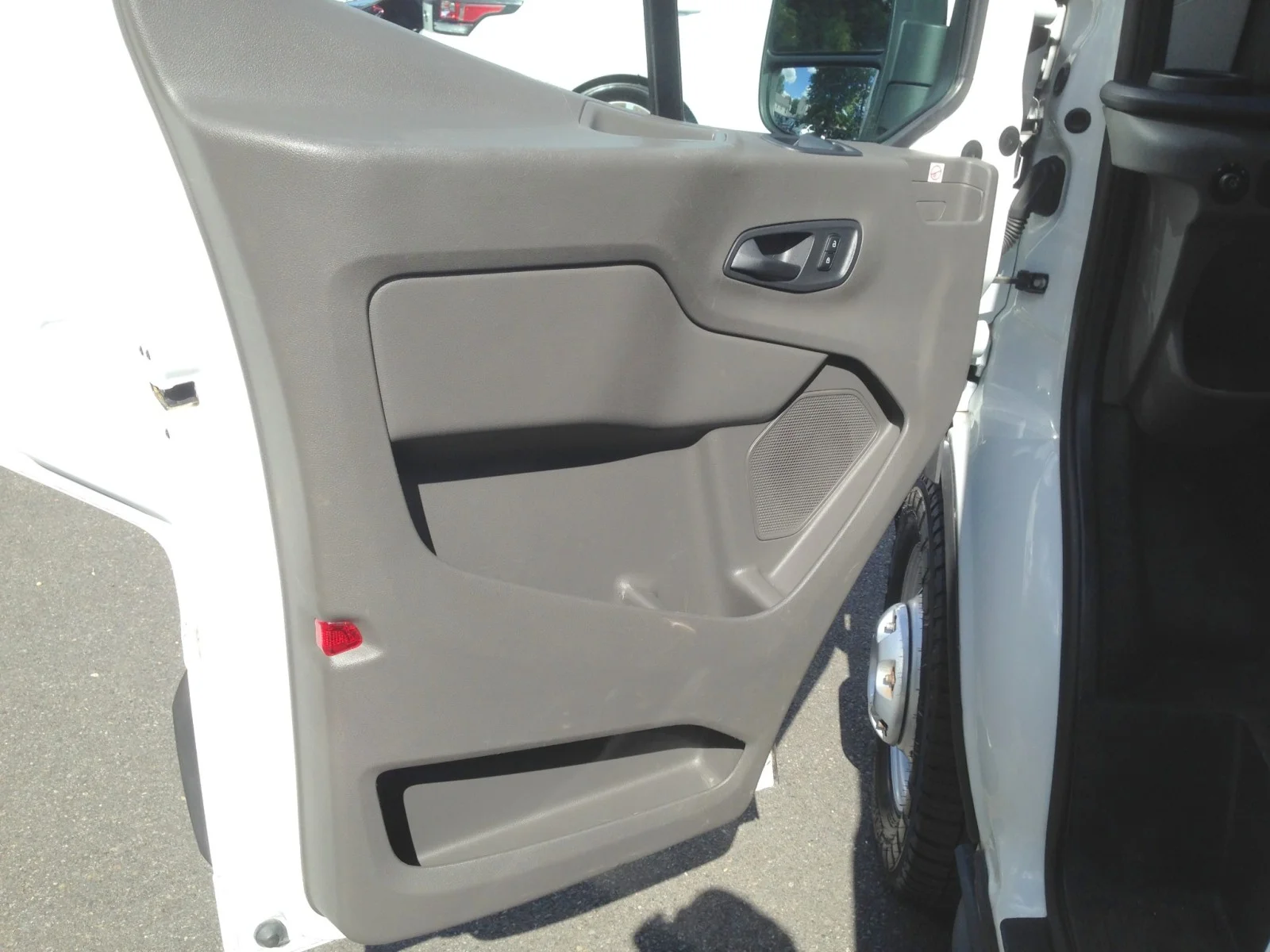 Used 2020 Oxford White Ford w/ rearCam image 28