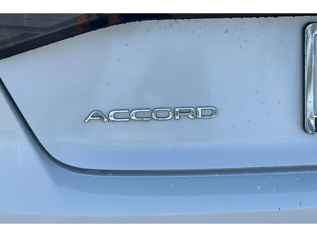 Used 2024 Platinum White Pearl Honda LX image 44