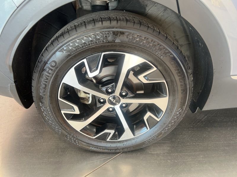 Used 2025 Silver Kia EX image 9