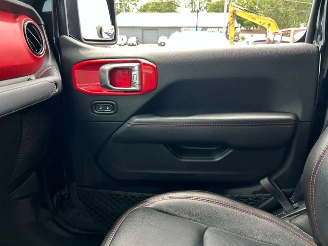 Used 2022 Black Jeep Rubicon image 40