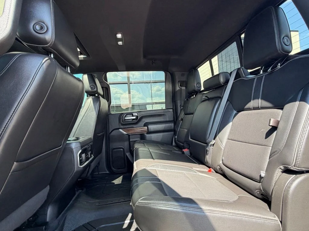 Used 2020 Black Chevrolet High Country image 21
