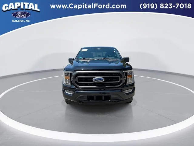 Used 2023 Black Ford XLT image 3