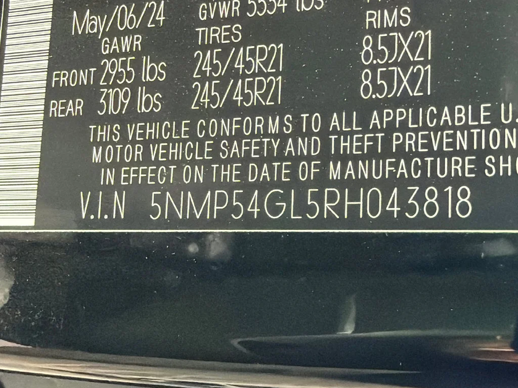 Used 2024 Black Hyundai Calligraphy image 33