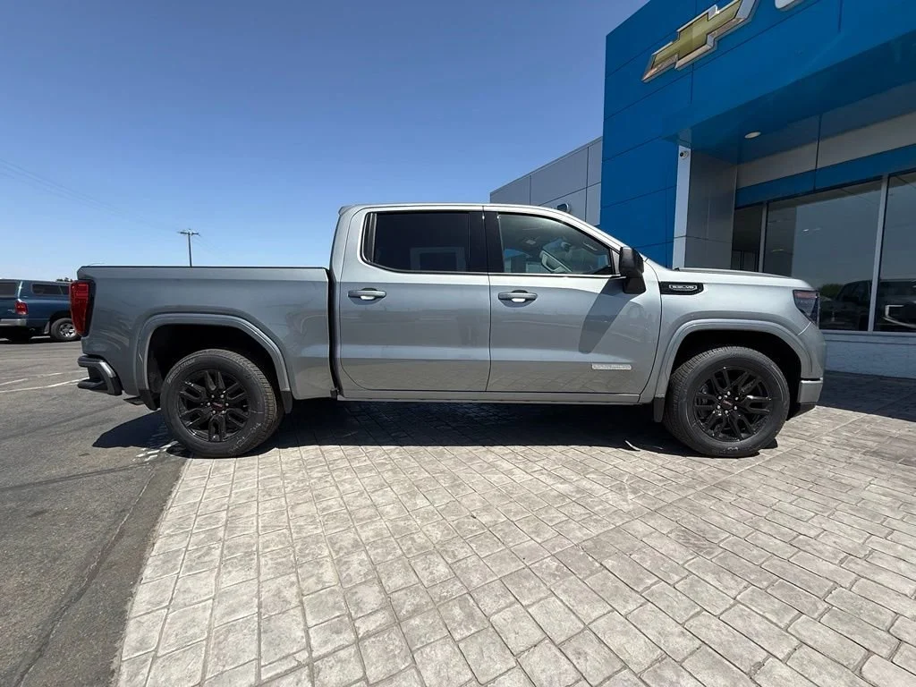 New 2026 Sterling Metallic GMC Elevation image 11