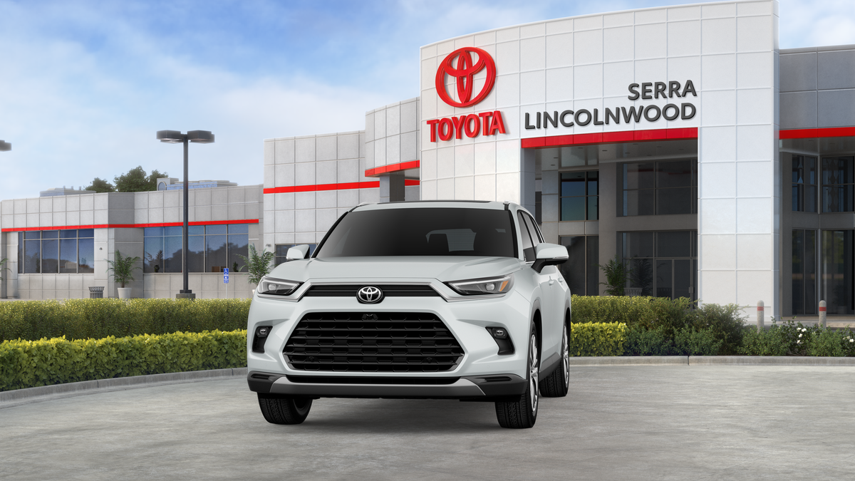 New 2026 Wind Chill Pearl Toyota Platinum image 18
