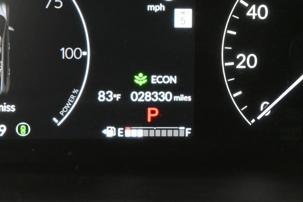 Used 2024 Lunar Silver Metallic Honda Sport image 17