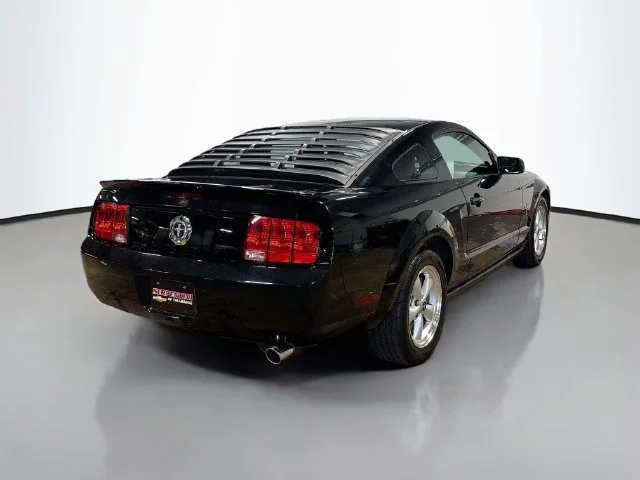 Used 2007  Ford Deluxe image 7
