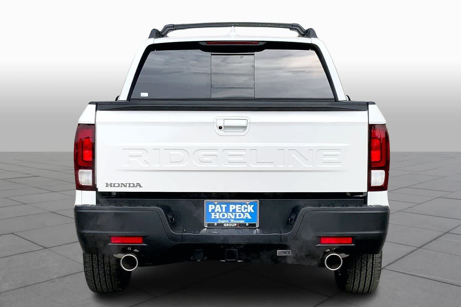 New 2026 Platinum White Pearl Honda RTL image 4