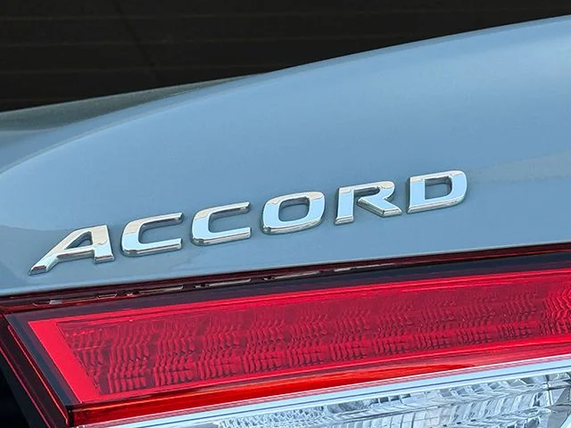 2021 Honda Accord Touring - Photo 37
