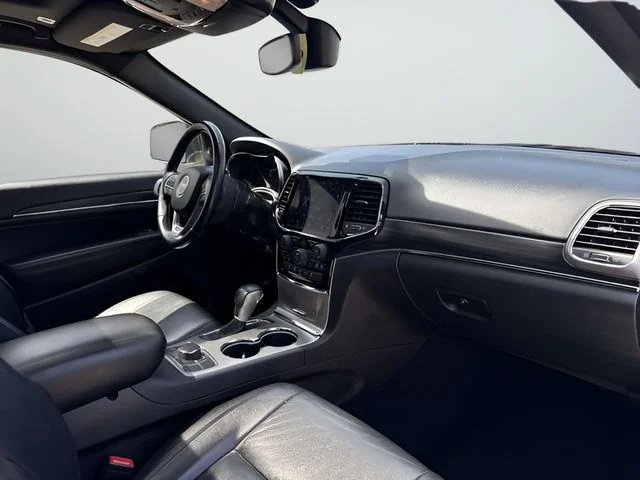 Used 2021 Gray Jeep Limited image 17
