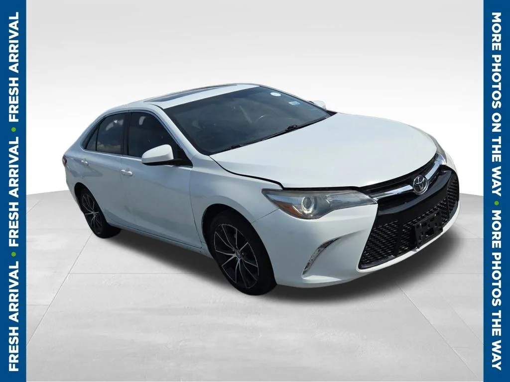Used 2017 White Toyota XSE image 1