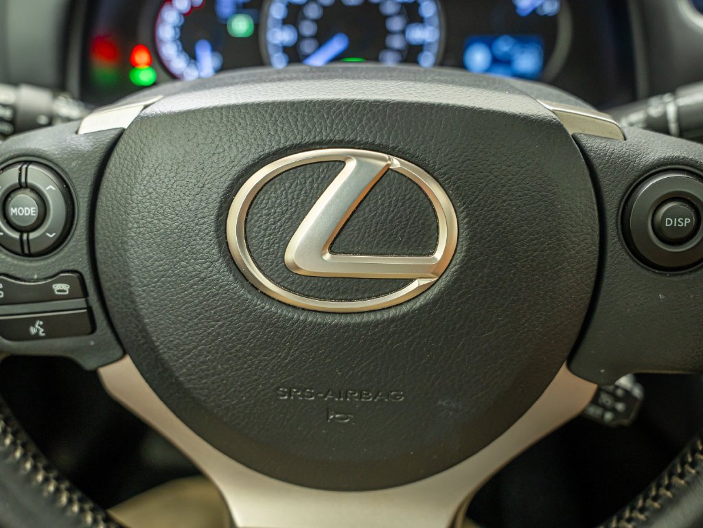 Used 2014 Pearl Lexus 200h image 29
