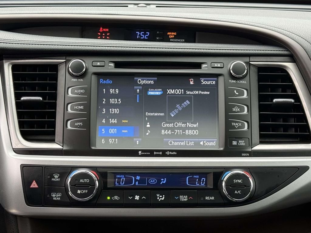 Used 2017 Black Toyota XLE image 20