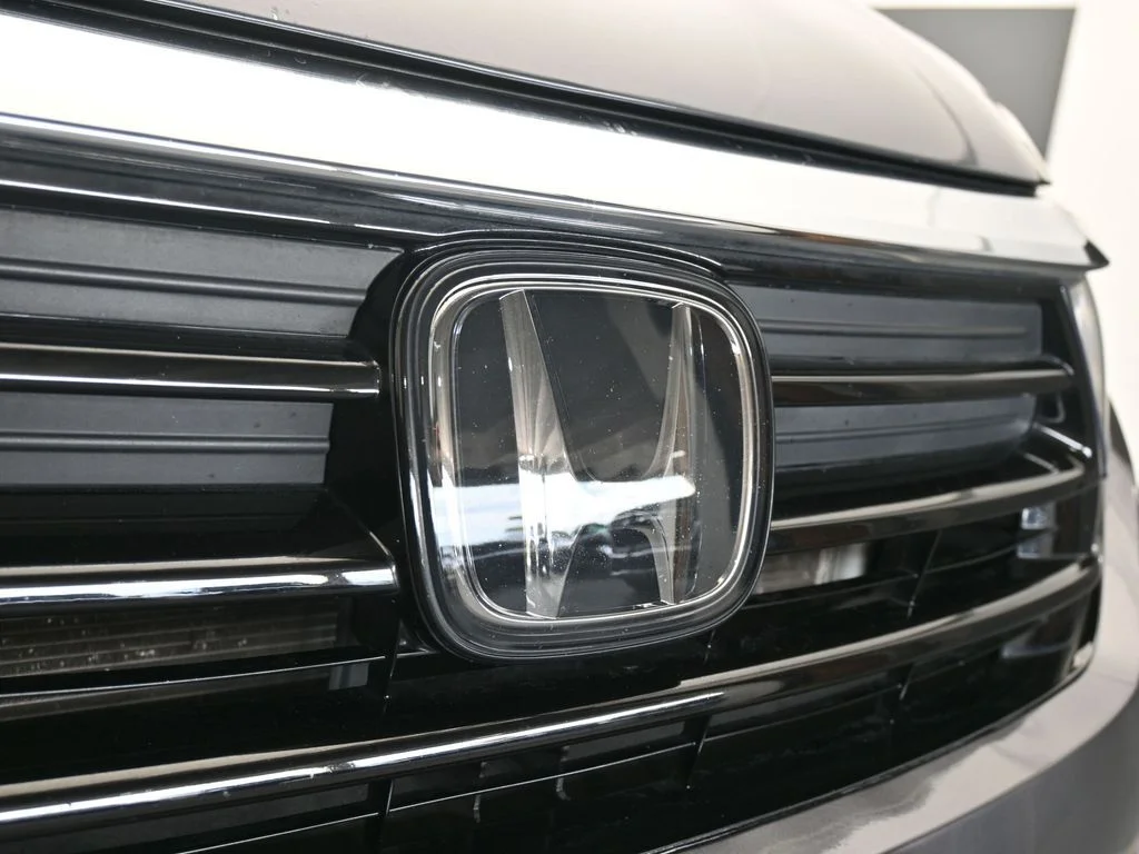 Used 2024 Gray / Black Honda EX-L image 52
