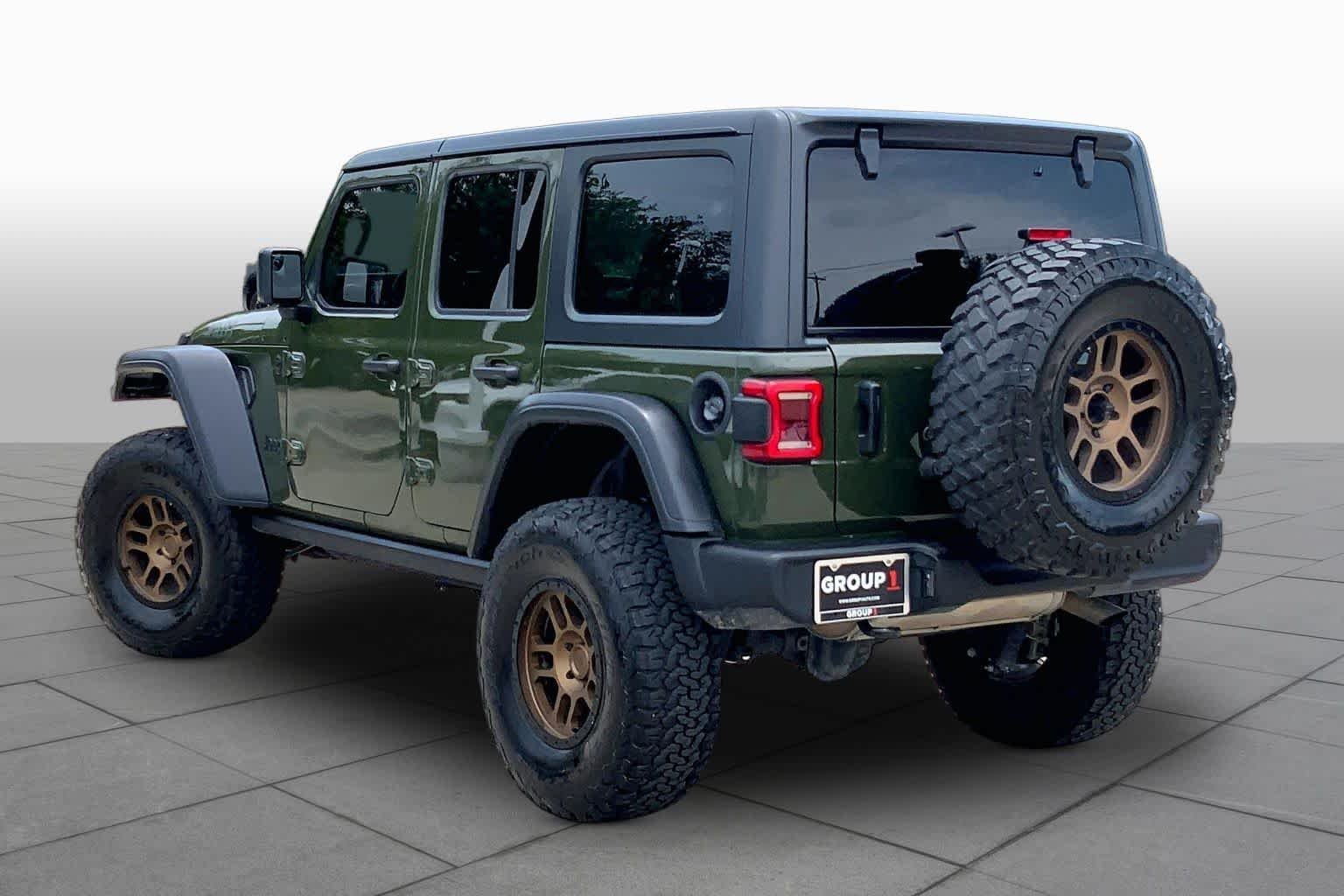 Used 2021 Sarge Green Clearcoat Jeep Unlimited Willys image 11
