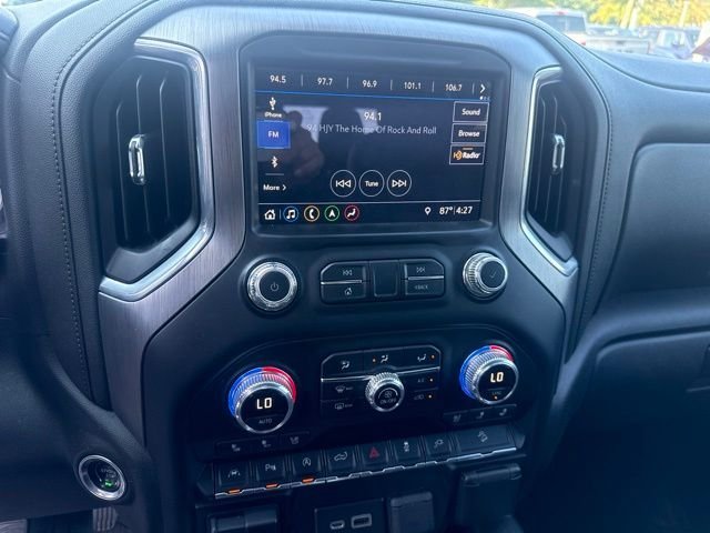 Used 2019 White GMC Denali image 17
