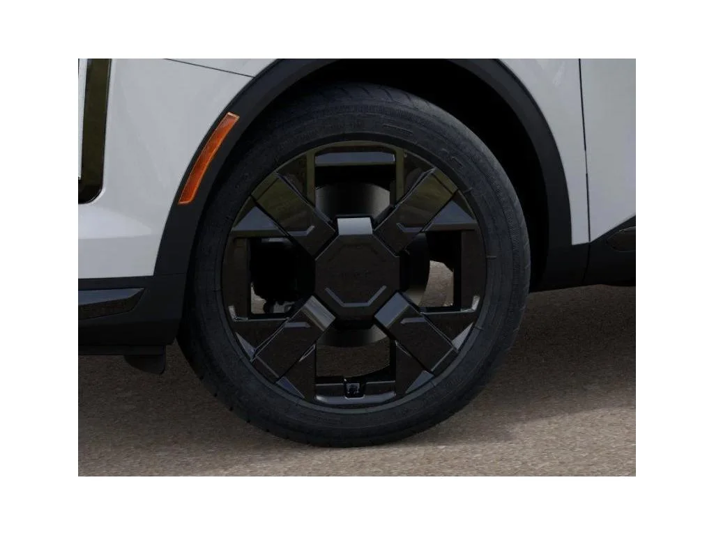 New 2027 Snow White Pearl Kia X-Line image 9