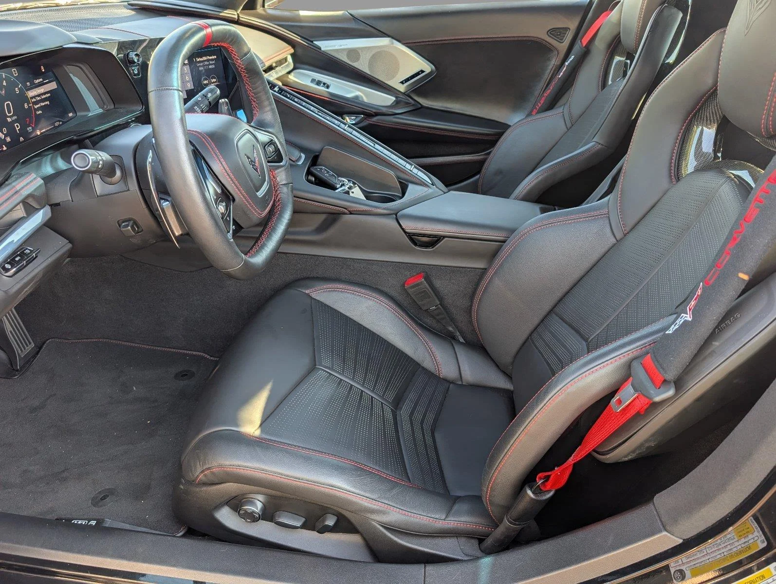 Used 2020 BLACK Chevrolet 3LT image 3