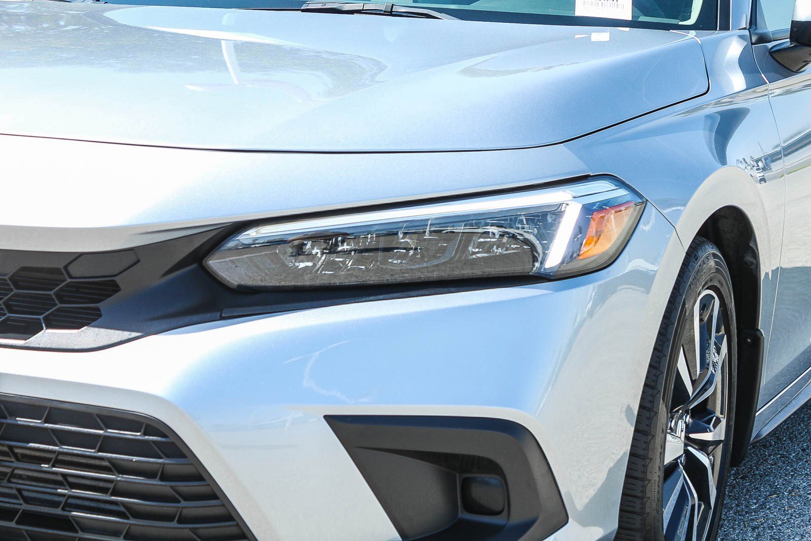 2024 Honda Civic Hatchback EX-L - Photo 33
