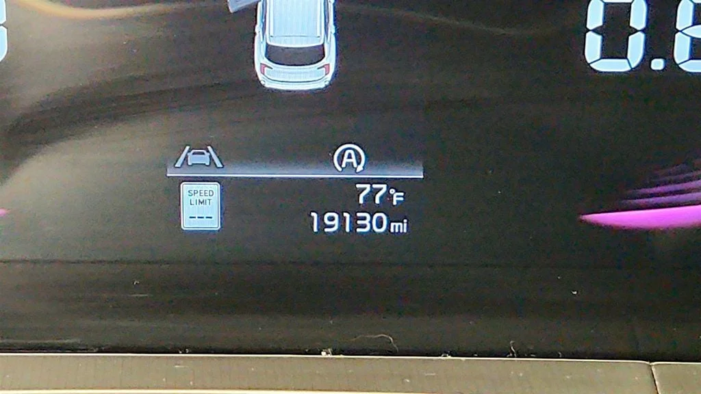 Used 2024 Glacial White Pearl Kia S AWD w/ Sunroof Package image 16