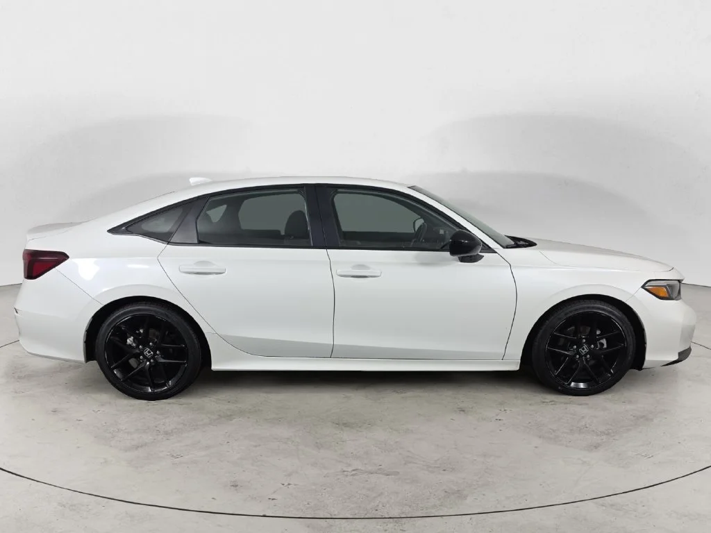 2025 Honda Civic Sport - Photo 33