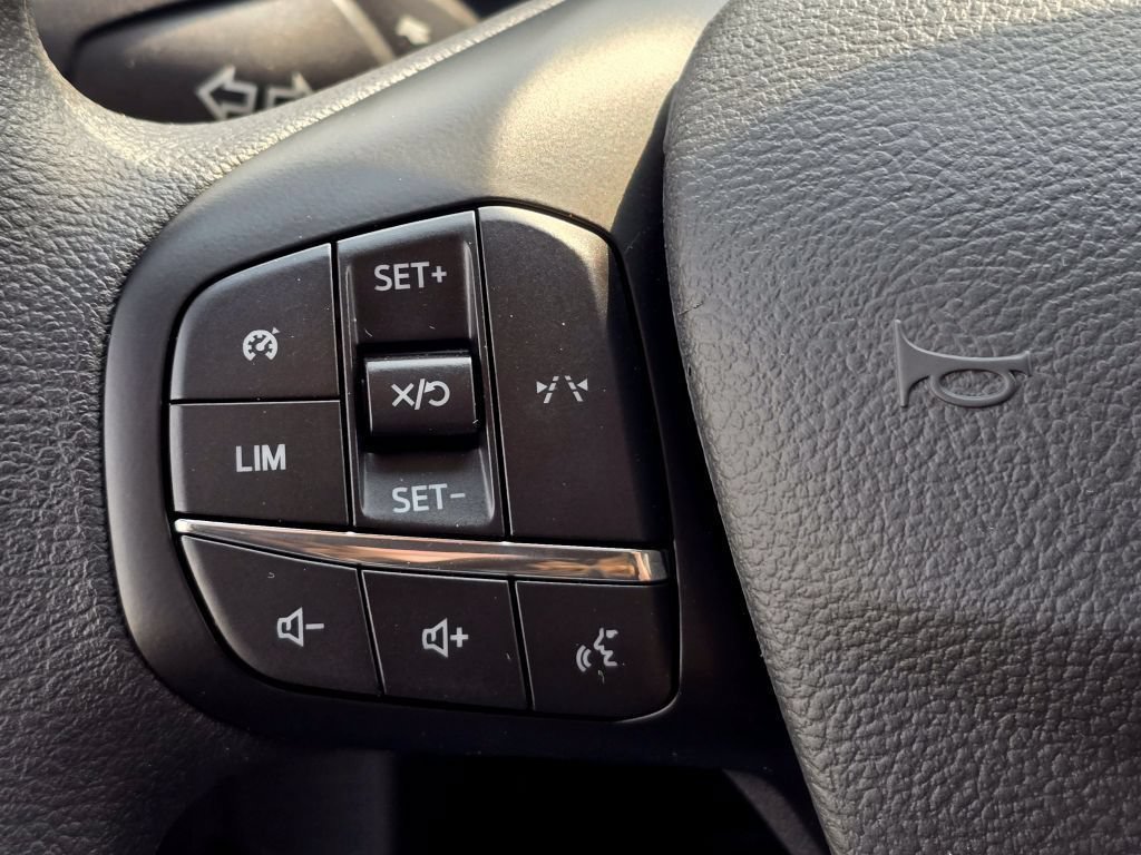 New 2026 Oxford White Ford XL image 16