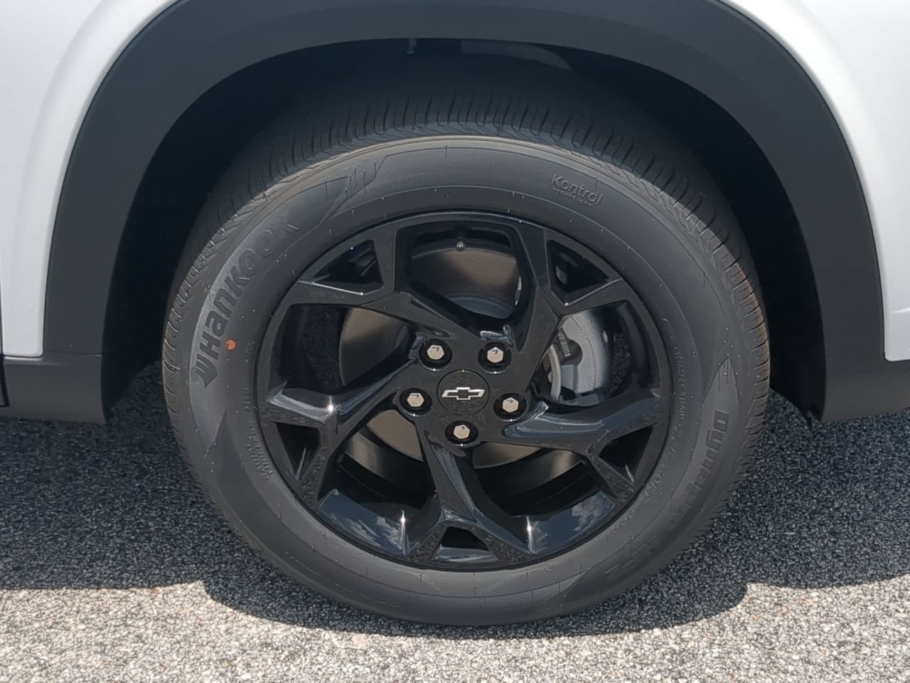 2026 Chevrolet Trax LT - Photo 10