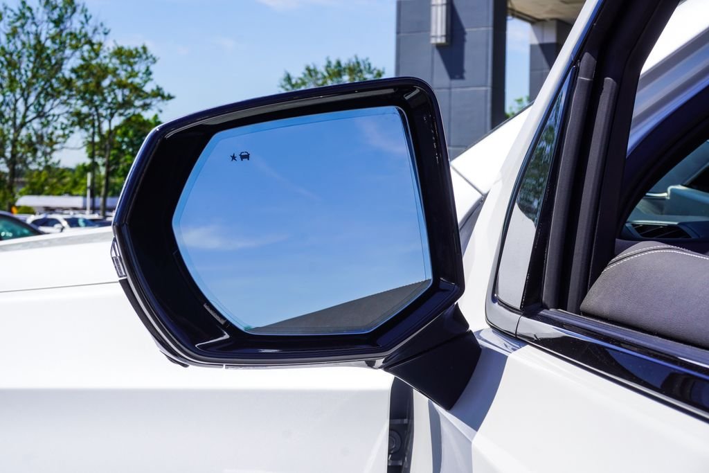 Used 2025 White Cadillac Sport image 43