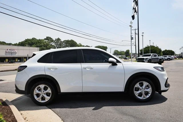 Certified Used 2023 Platinum White Pearl Honda LX image 10