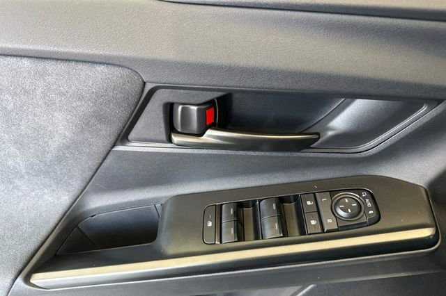 New 2026 Wind Chill Pearl <sup>1</sup> Toyota  SE image 10