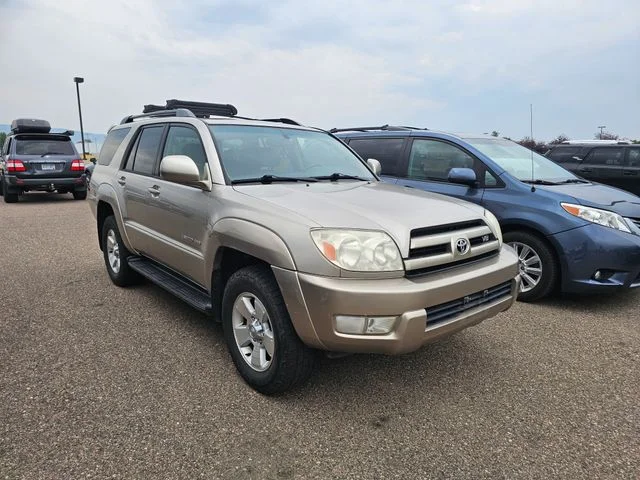 Used 2005 Dorado Gold Pearl Toyota Limited image 5